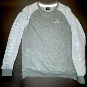 Authentic Jordan sweater size large